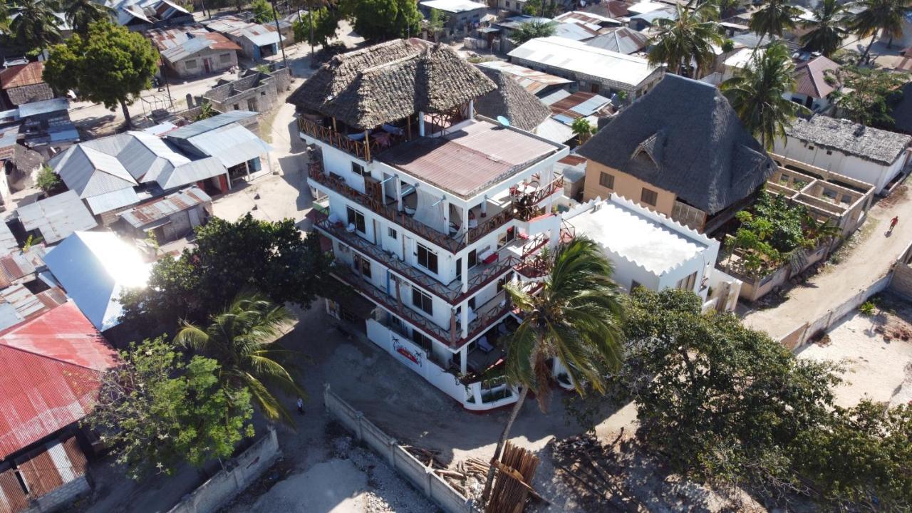 Zaina'S Beach House Нунгви Экстерьер фото