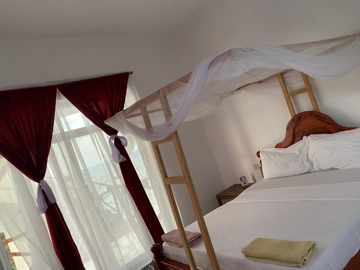 Zaina'S Beach House Нунгви Экстерьер фото